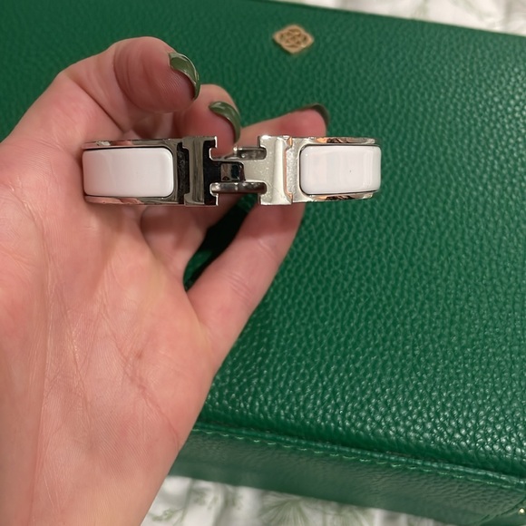 Hermes Clic H Bracelet - Picture 3 of 7